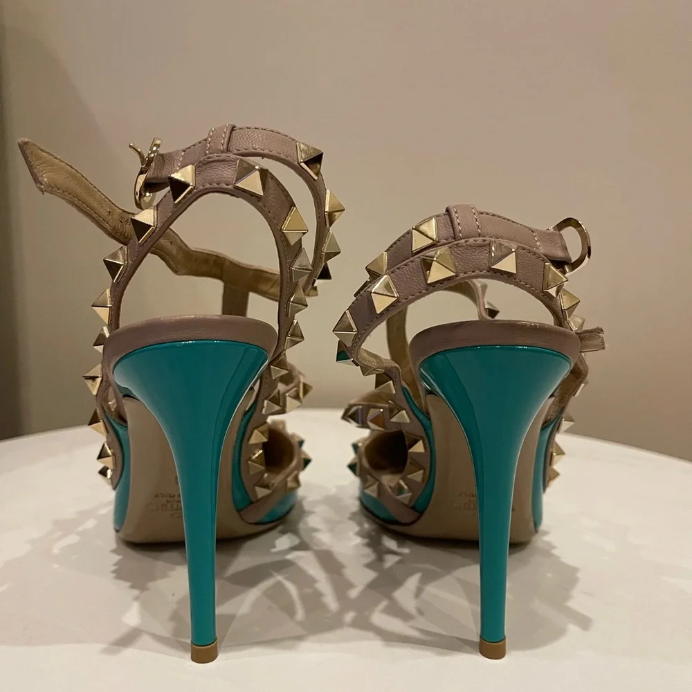 Valentino Garavani Rockstud 100mm Slingback High-Heel Pumps Size 36 - Picture 3 of 5